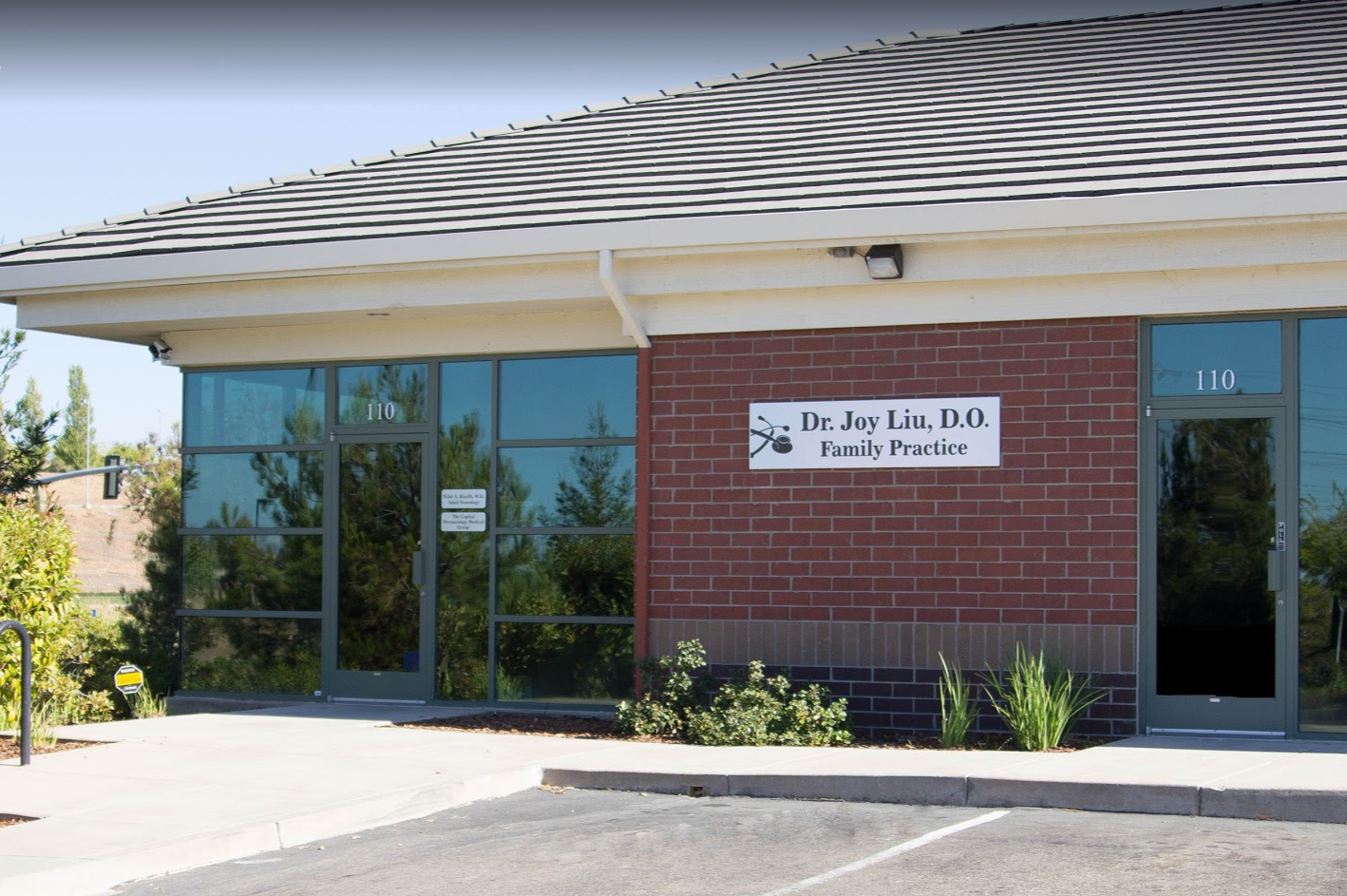 Exterior of Healthy Living Primary Care