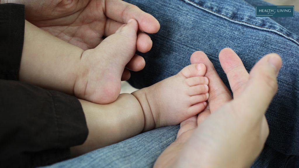 A Graceful Balancing Act: Navigating Parenthood through Generational Differences