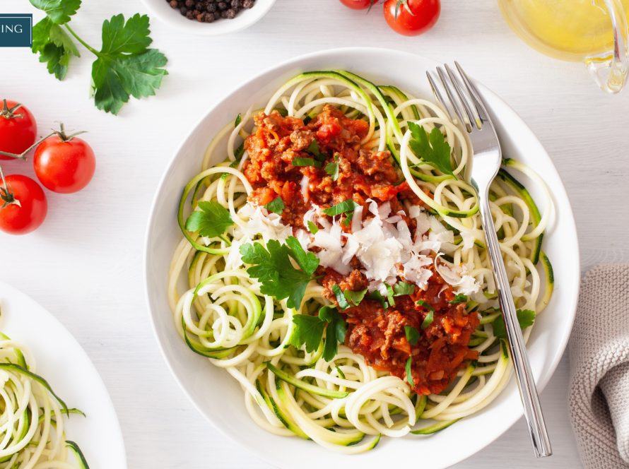 Zucchini Noodles with Pesto and Cherry Tomatoes
